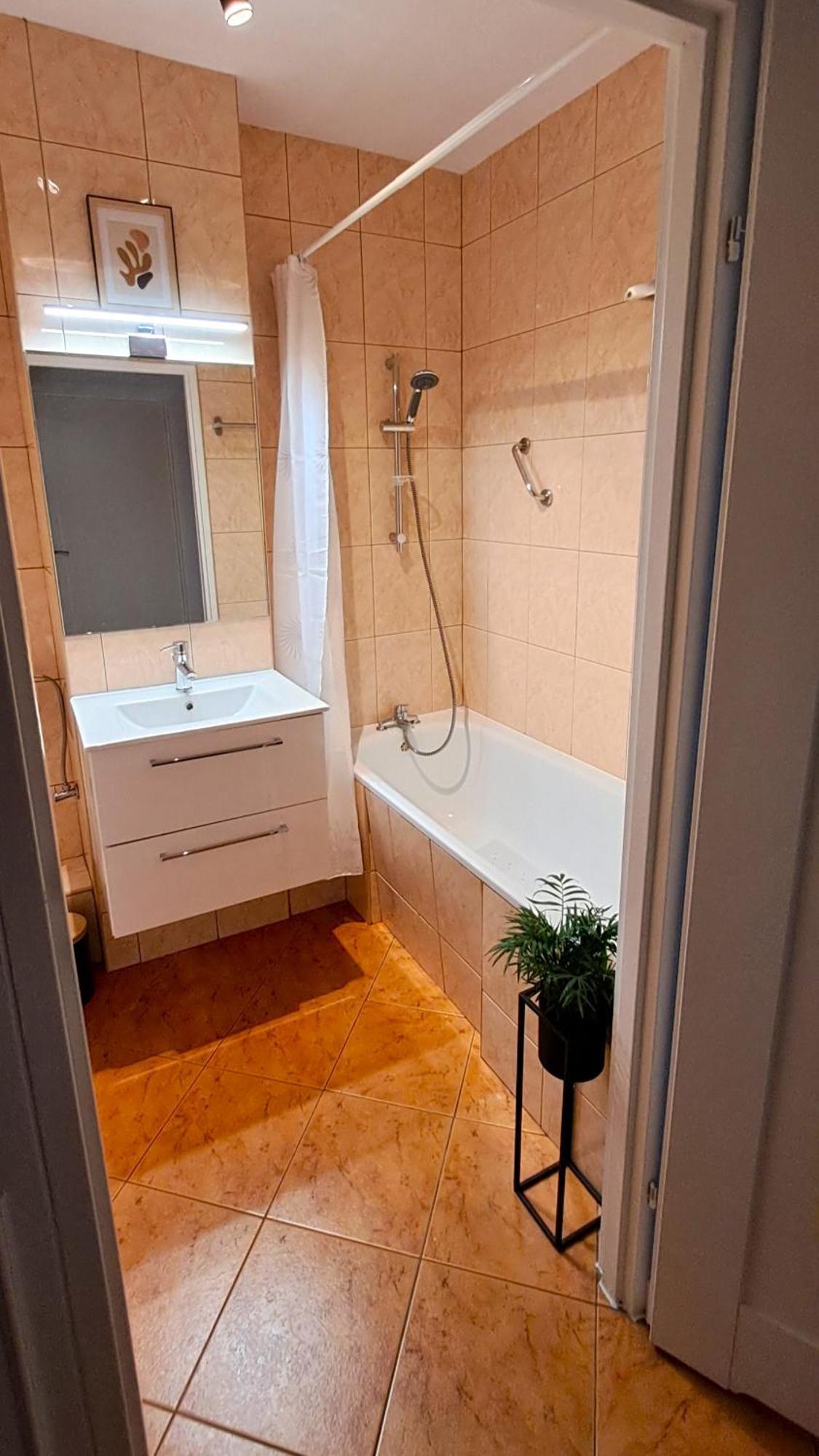Appartement Praska Syrena à Varsovie Extérieur photo